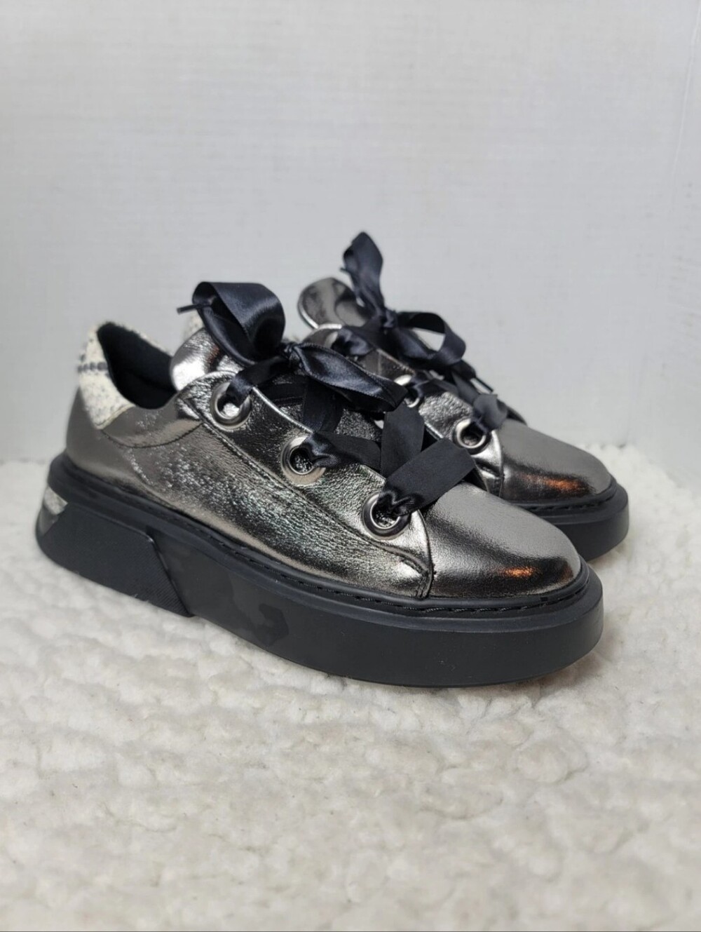 Girotti Metallic Platform Sneakers 32696 Style Python Trim Ribbon Laces Women L